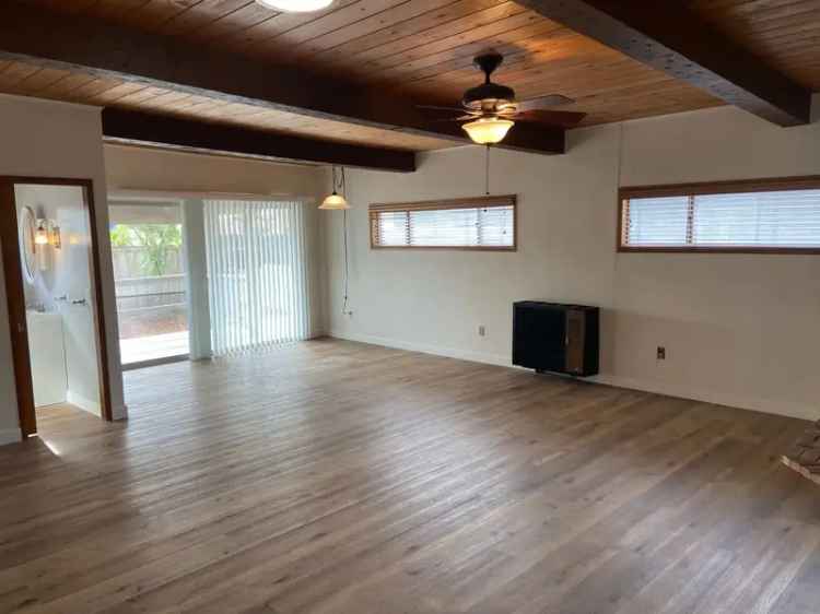 Rent a Charming 3 Bedroom 2 Bathroom Single Family House in La Mesa