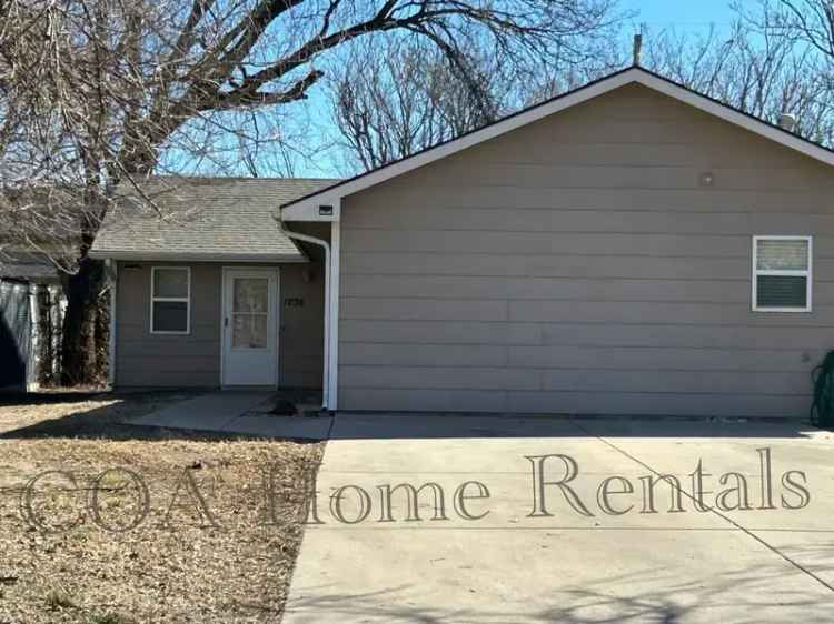 Rent Cozy 2 Bedroom Apartment in Wichita KS with Great Amenities