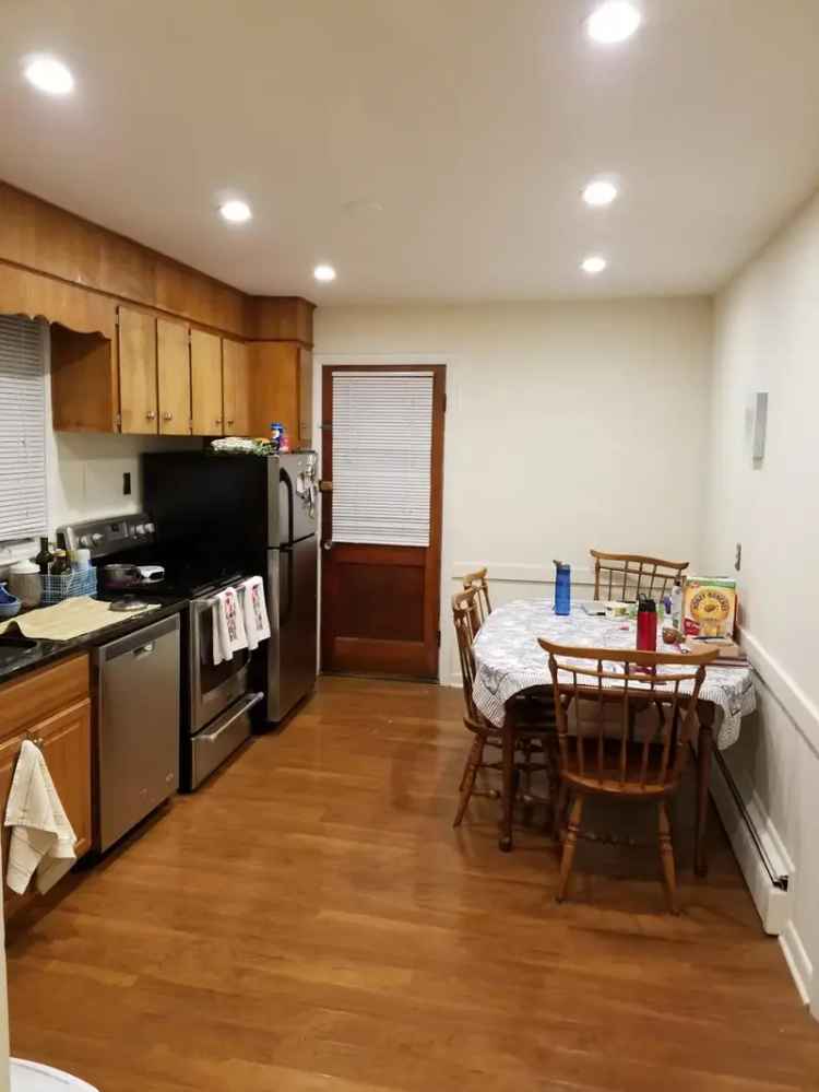 Apartment for Rent in Brookline with 2 Bedrooms and Modern Updates