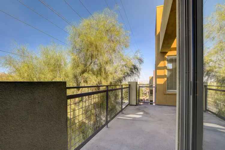 Rent Luxury Modern Apartments in Joshua Hills with Pool and Clubhouse