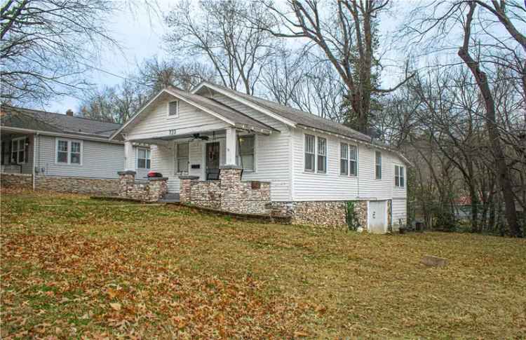 House For Sale in 723, West Stephenson Avenue, Harrison, Arkansas