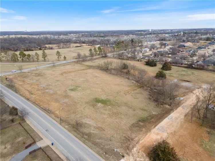 Land For Sale in Siloam Springs, Arkansas