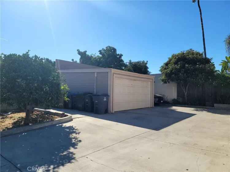 House For Sale in 2400, West Commonwealth Avenue, Fullerton, California