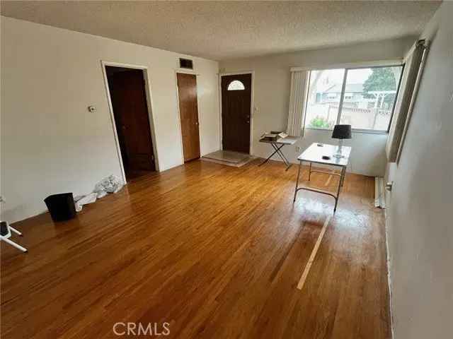 House For Sale in 12534, Stillman Street, Lakewood, California