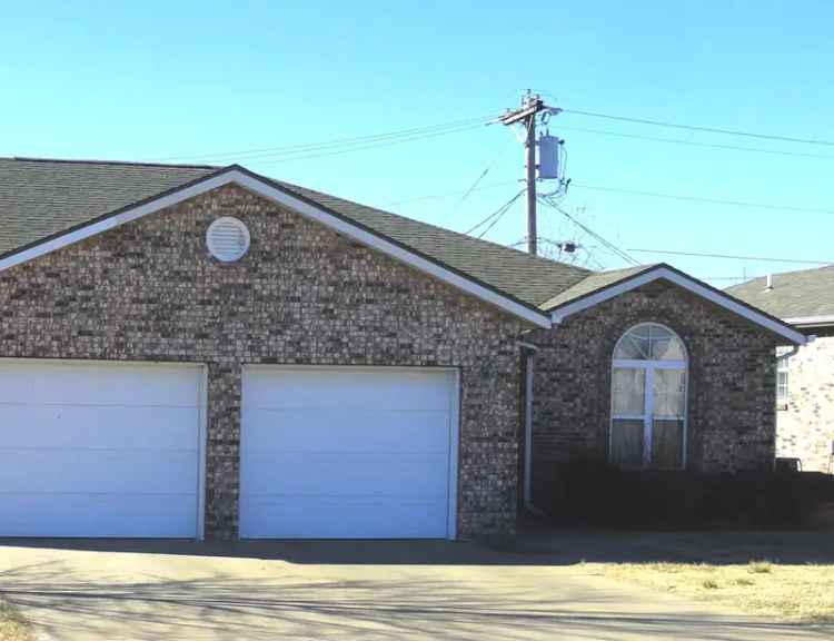 Townhouse for Rent Completely Remodeled in Great Neighborhood