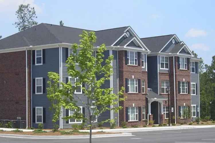 Rent Apartment in Lexington SC with Fern Hall Amenities