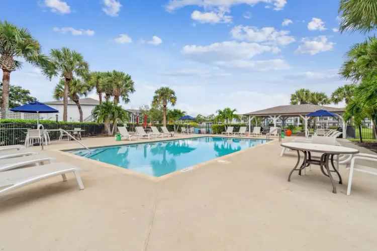 Rent One Bedroom Apartment at The Monroe in Central Florida with Great Amenities