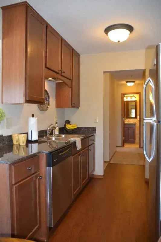 Apartments for Rent with Luxury Features Near Lost Lake