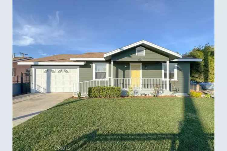 Beautifully Remodeled Single Family Residence for Sale with 4 Bedrooms