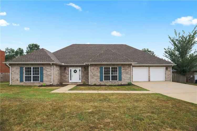 House For Sale in 1003, Raintree Court, Siloam Springs, Arkansas