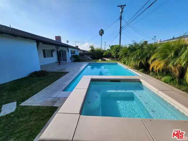 House For Sale in 5905, South Chariton Avenue, California