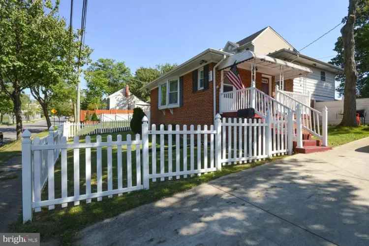 House For Sale in 809, 55th Street Northeast, Washington, District of Columbia