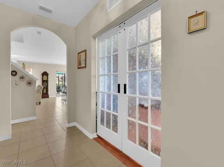 House For Sale in Cape Coral, Florida