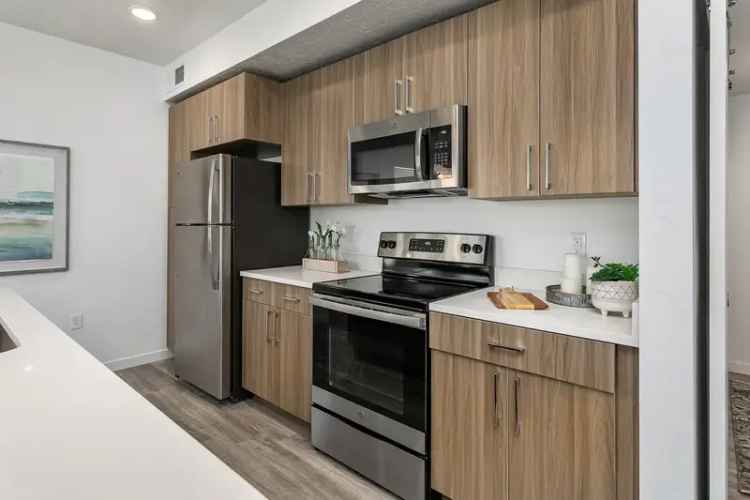 Rent Luxury Townhomes in Village East with Modern Amenities