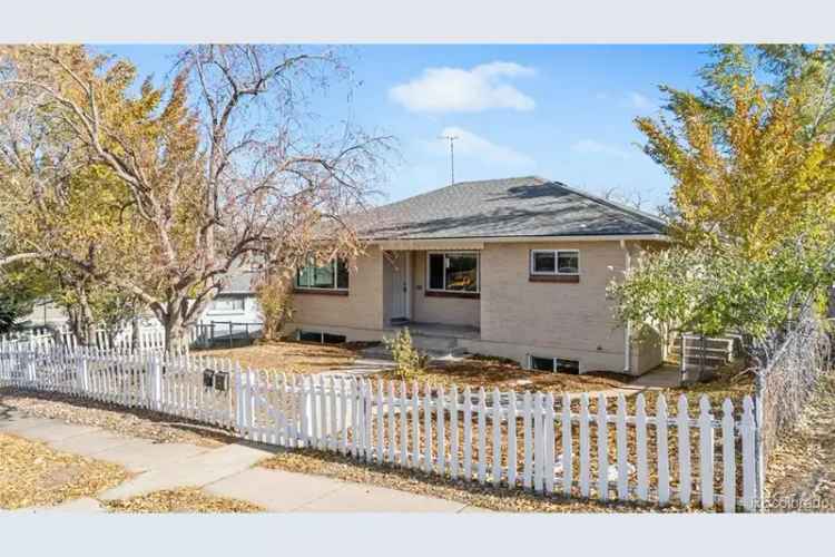 House For Sale in 3640, South Sherman Street, Englewood, Colorado