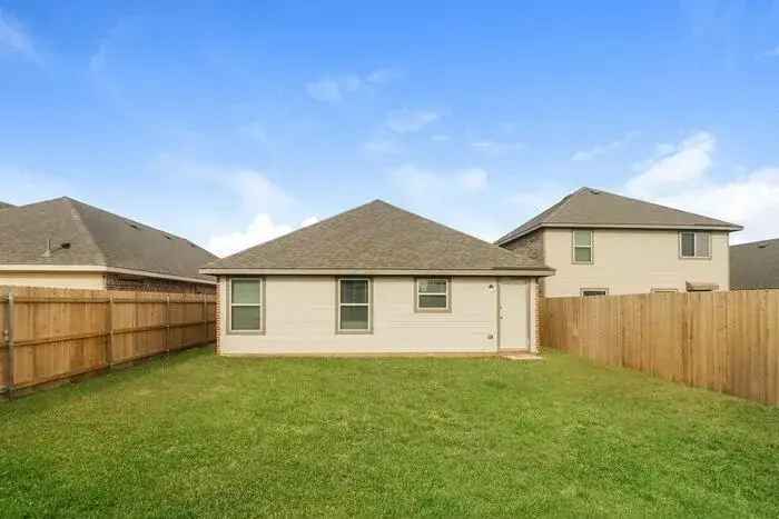 Rent Guardian II Plan 3 Bedroom Home with Lawn Care and Pest Control