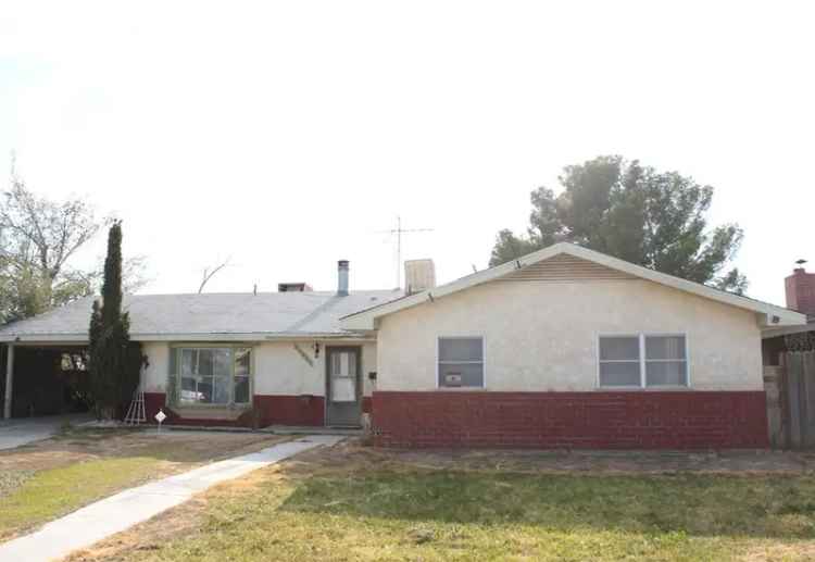 House For Sale in 15637, M Street, Mojave, California