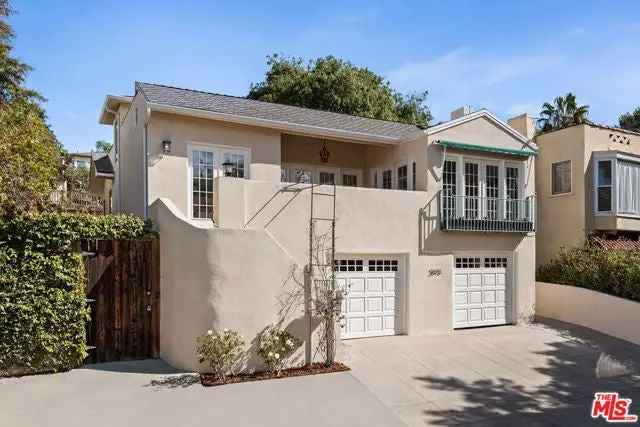 House For Sale in 2673, Locksley Place, Los Angeles, California