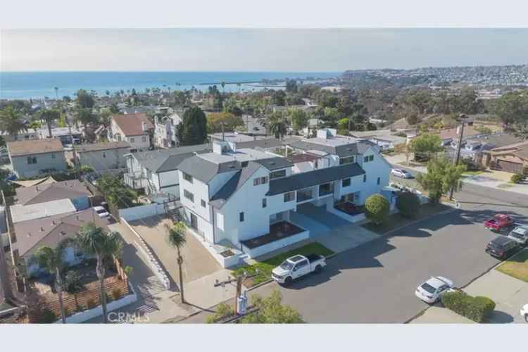 Invest In A Fully Remodeled Duplex With Ocean Views Near Beach