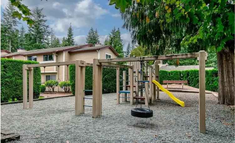 Charming Apartment for Rent in Renton with Pool and Playgrounds