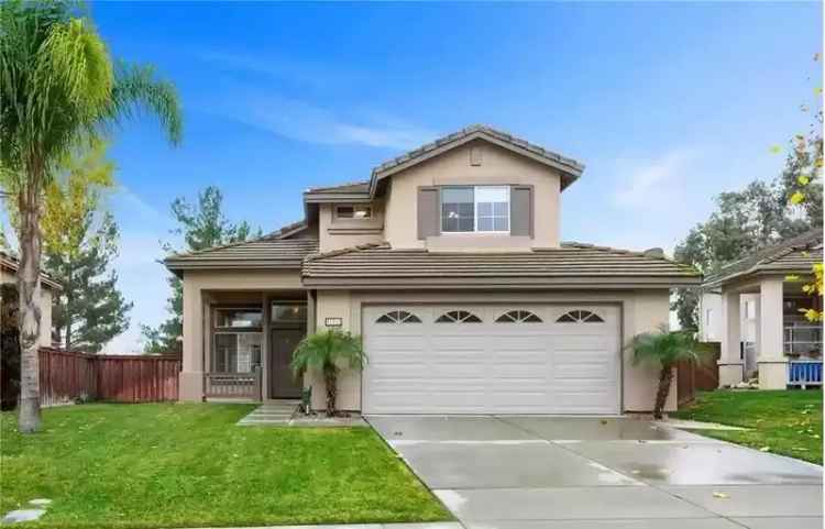 Rent Spacious Home with Large Yard in Paloma Del Sol Neighborhood