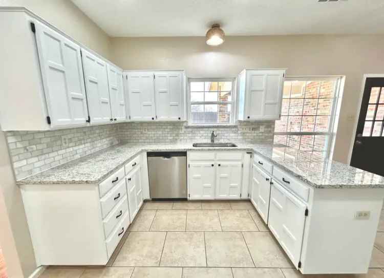 Rent Beautiful Remodeled Home in Rowlett TX with Spacious 4 Bedrooms