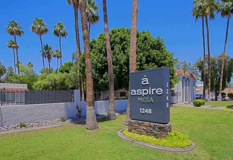 Rent Aspire Mesa Apartments with Pool and Spa in Mesa