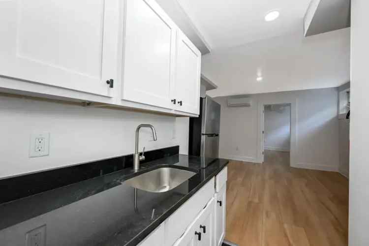 Rent Studio Apartment Near Edgewater Beach with Modern Features