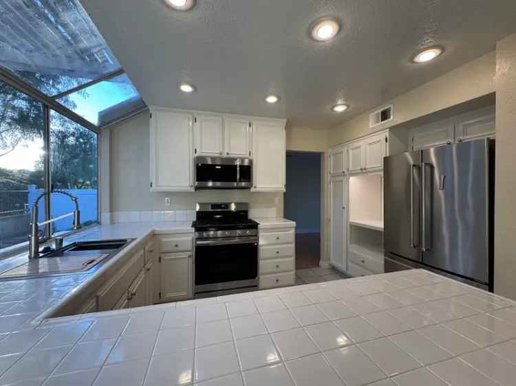 Buy Family Home 3 Bed 3 Bath Near Laguna Beach