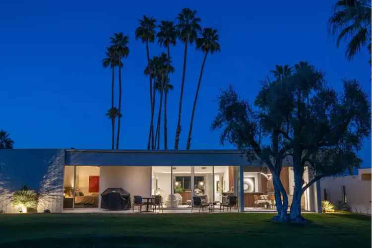 House For Sale in 167, Desert Lakes Drive, Palm Springs, California