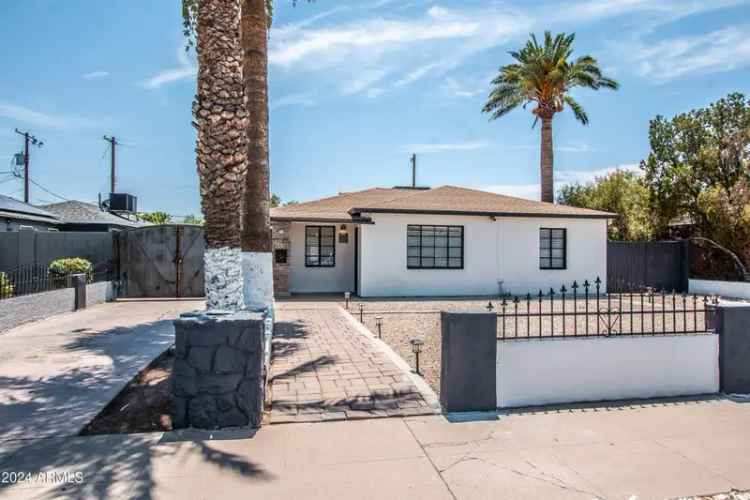 House For Sale in 1529, East Edgemont Avenue, Phoenix, Arizona