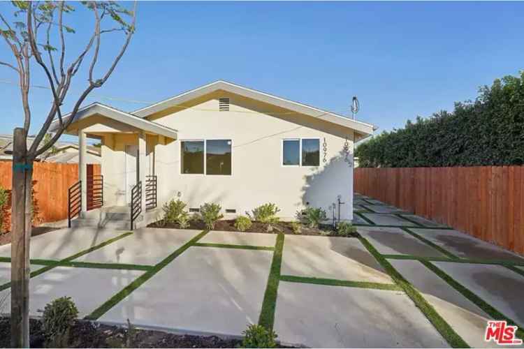 Buy Duplex in South Los Angeles with Modern Features