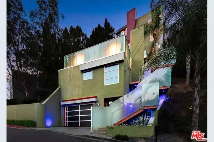 Buy Modern Masterpiece House in Hollywood Dell with Pool and Spa