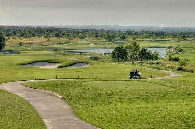 Luxury Townhomes for Rent in Star Ranch near Championship Golf Course