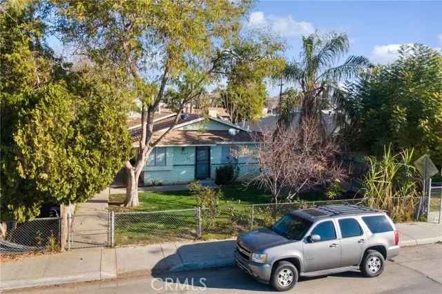 House For Sale in 1026, Flower Street, Bakersfield, California