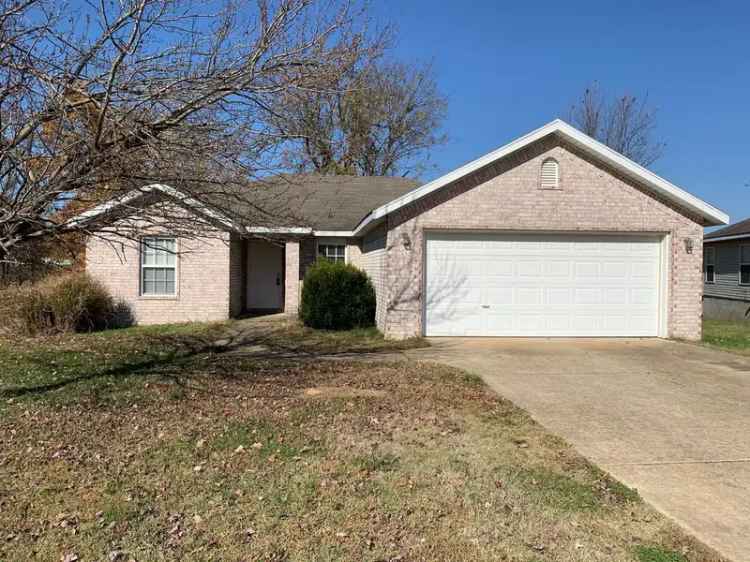 Rent a Comfortable 3 Bedroom House in Bentonville AR with Modern Amenities