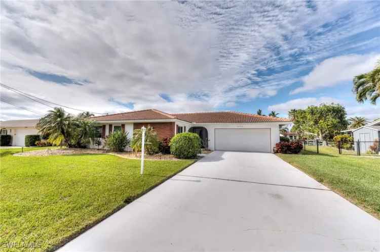 House For Sale in 5244, Southwest 3rd Avenue, Cape Coral, Florida