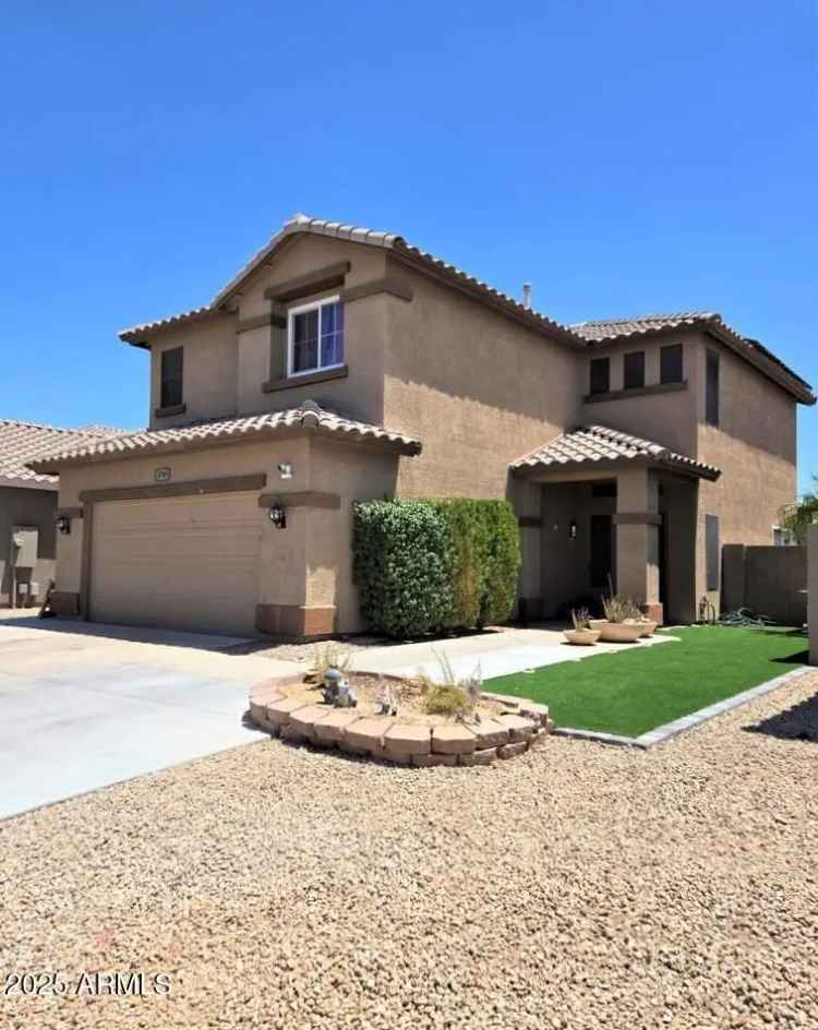 House for Sale in Peoria with 4 Bedrooms and Modern Upgrades