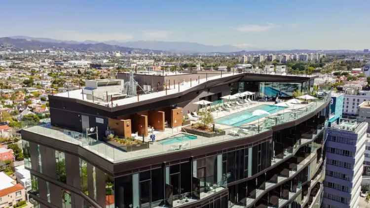 Rent Luxury Apartments in West Hollywood with Stunning City and Mountain Views