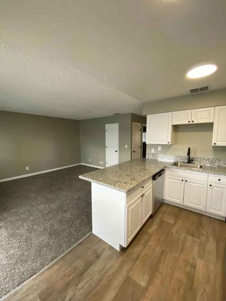 Rent Apartment in Carson City with Spacious Floor Plans and Amenities