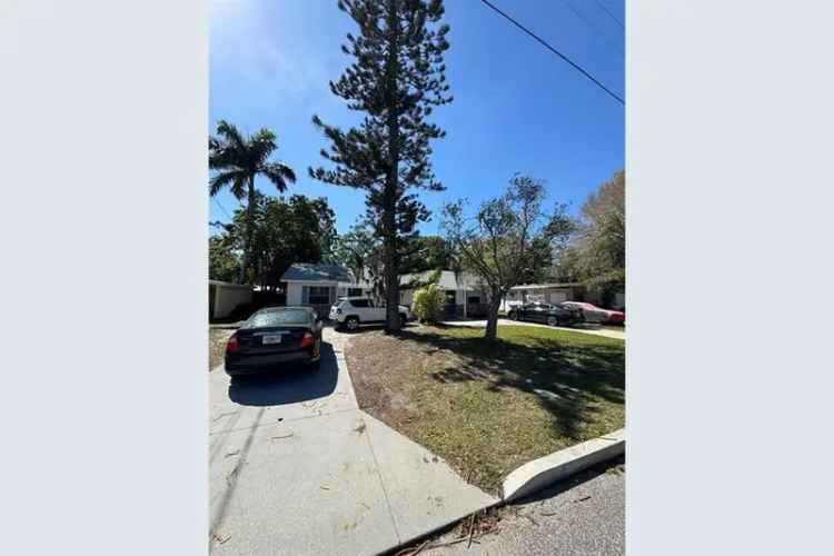 Rent Duplex in Bradenton with Strong Rental Income and Park Access