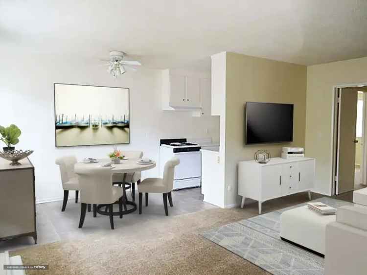 Rent Apartments in Van Nuys with Garden Style Living and Great Utilities