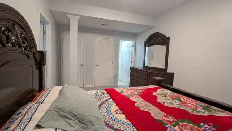 Rent Apartment Unit in Hopewell's Landing with Spacious Living