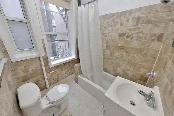 Rent Apartment Unit in Lower East Side with Modern Amenities