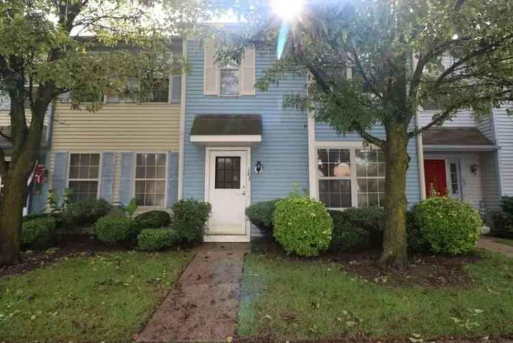 Modern Townhouse for Rent in West Deptford with Spacious Features