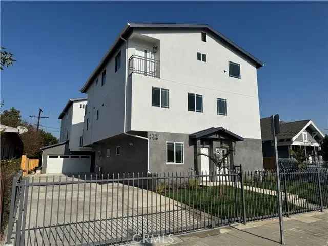 House For Sale in 1731, East 68th Street, California