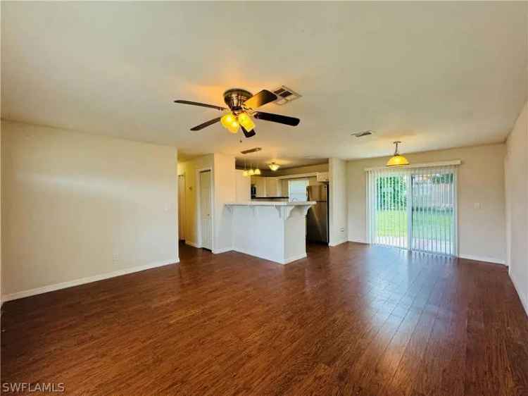 Buy House in Lehigh Acres with 3 Bedrooms and Spacious Backyard