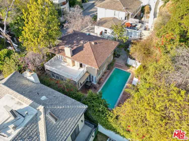 House For Sale in 1466, North Doheny Drive, Los Angeles, California