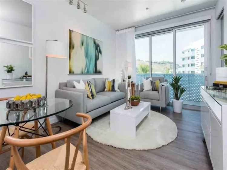 Rent Spacious 1 & 2 Bedroom Apartments in Laguna Niguel with Modern Amenities