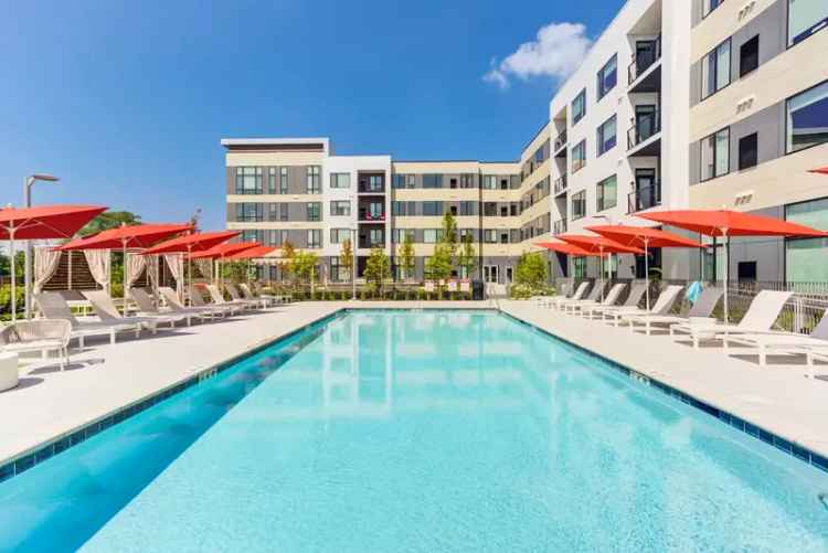 Rent Apartments in Naperville with Luxury Features and Community Amenities